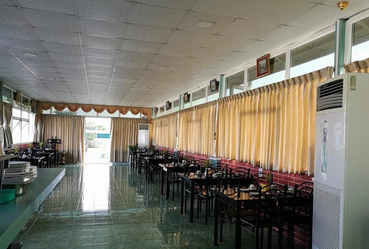 Nay Chi Lin Hotel Pathein Екстер'єр фото